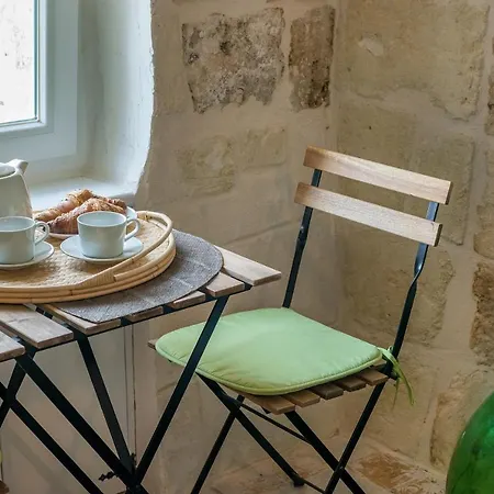 Dolcefarnulla Con Terrazza Apartment
